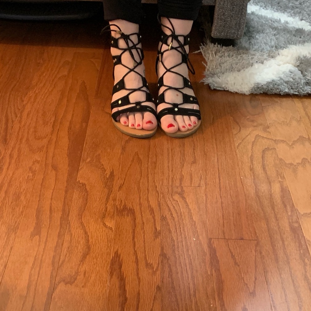 Tie up sandals